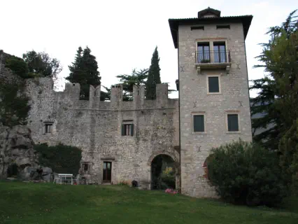 Castrum di Serravalle